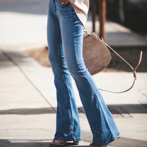 KanCan Flare Leg Jeans Midrise Wide Leg Denim Bell Bottoms 34” Inseam - Picture 6 of 9